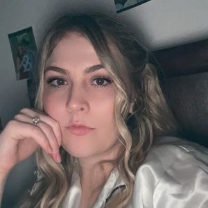 Meet your Posher, Alysa